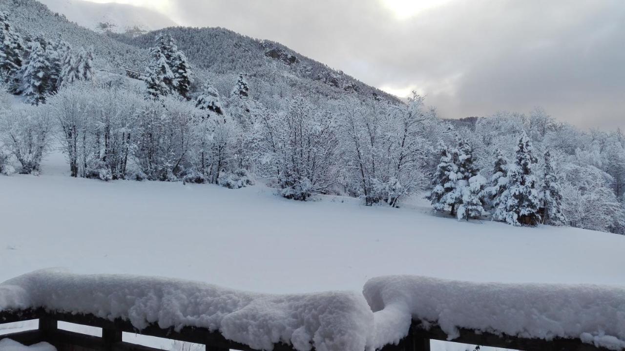 Chalet Serre Cambeou Piscine&Spa Saint Chaffrey Bagian luar foto