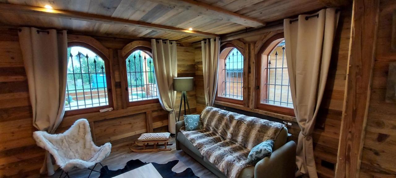 Chalet Serre Cambeou Piscine&Spa Saint Chaffrey Bagian luar foto
