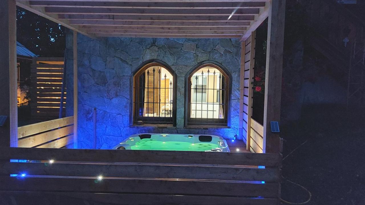 Chalet Serre Cambeou Piscine&Spa Saint Chaffrey Bagian luar foto