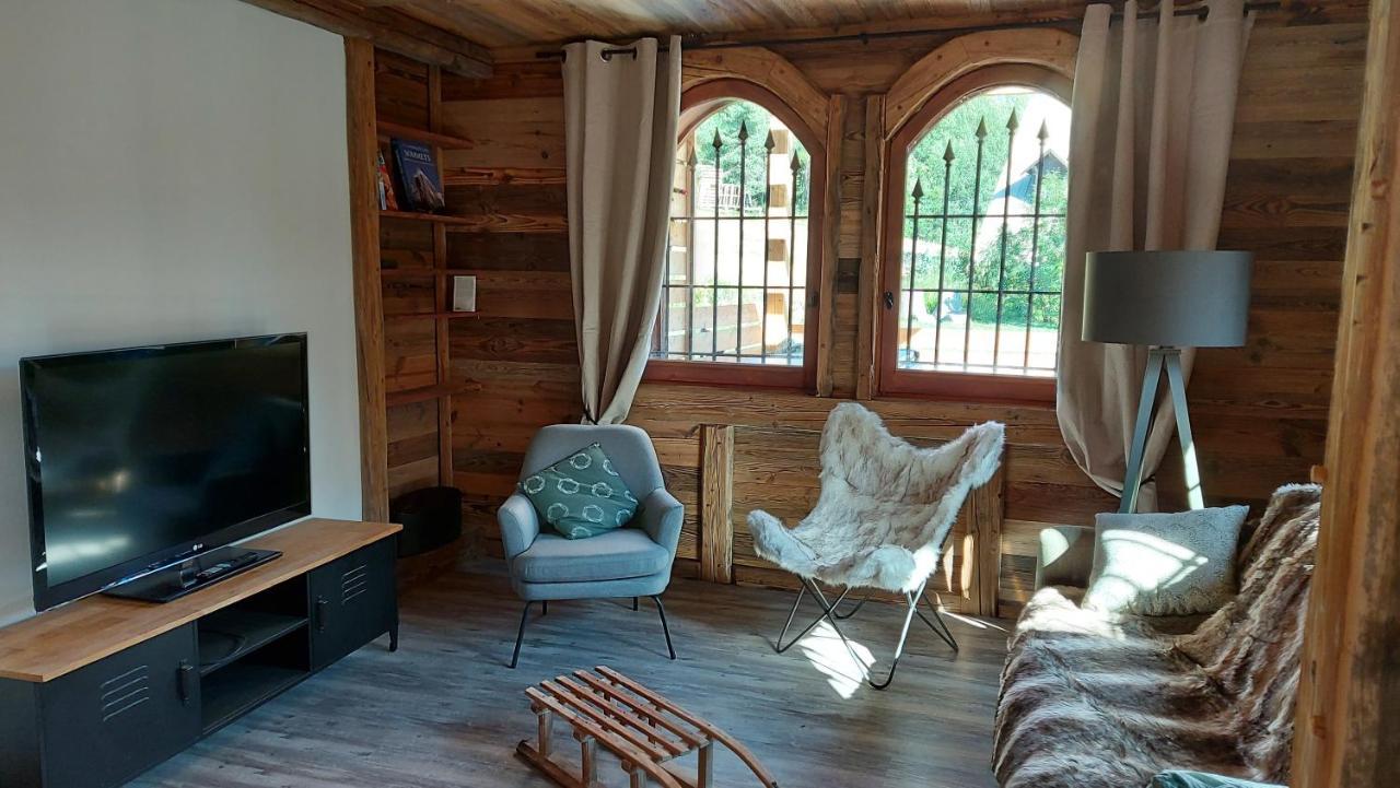 Chalet Serre Cambeou Piscine&Spa Saint Chaffrey Bagian luar foto
