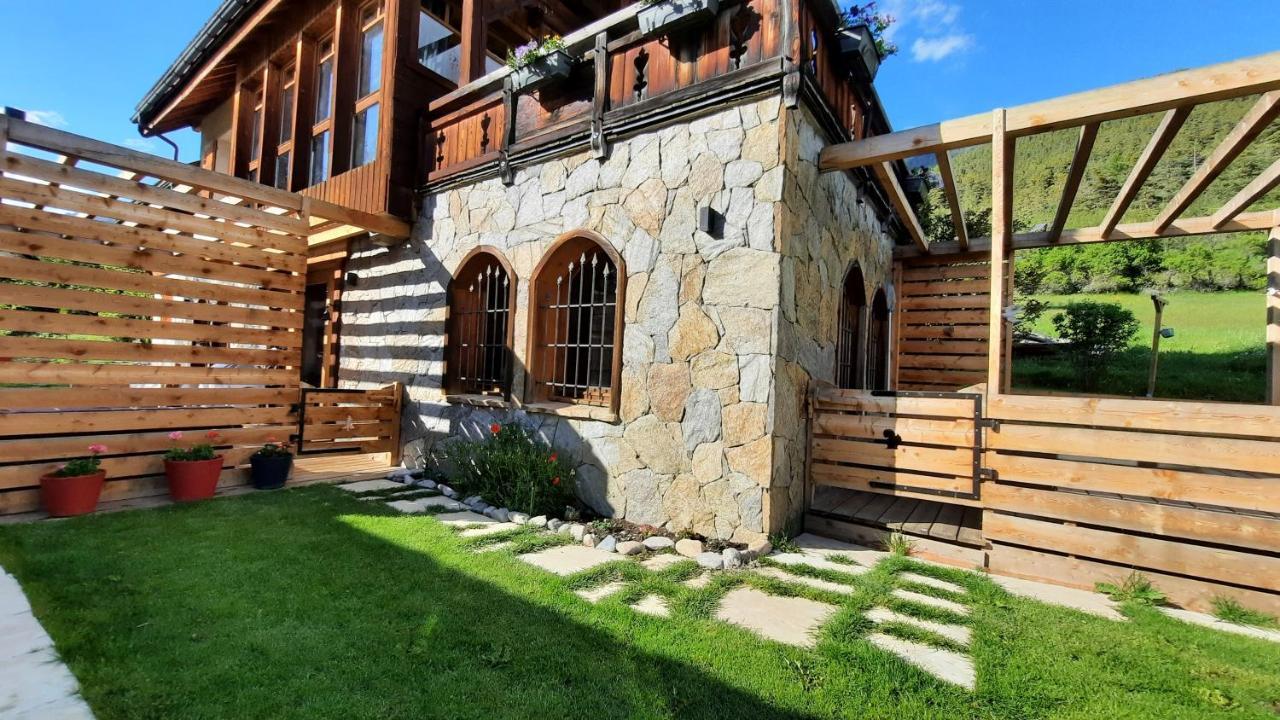 Chalet Serre Cambeou Piscine&Spa Saint Chaffrey Bagian luar foto